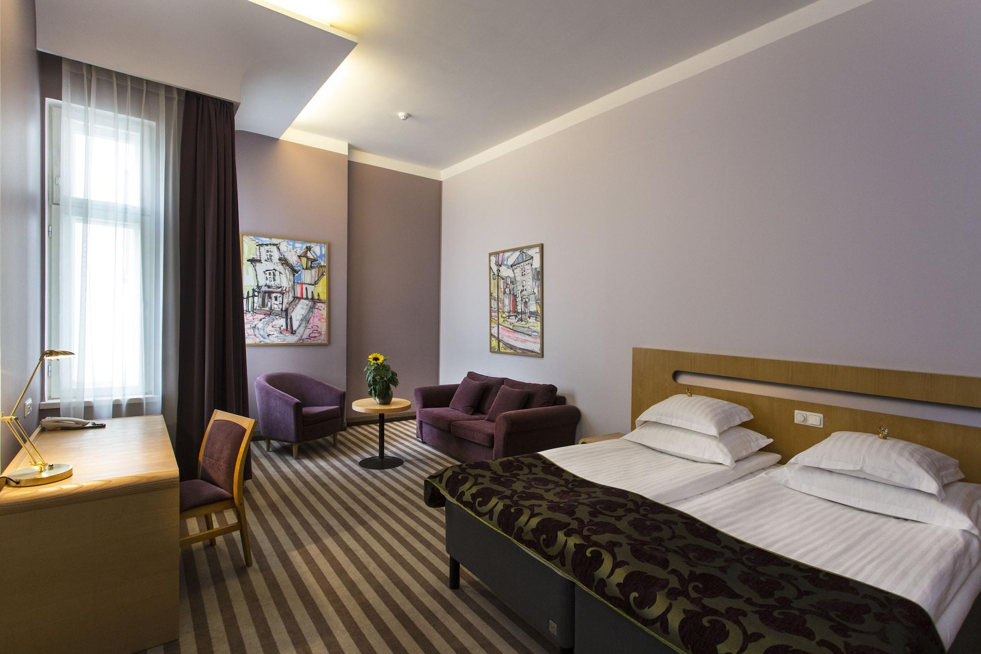 Hotel Soho Tartu Bagian luar foto